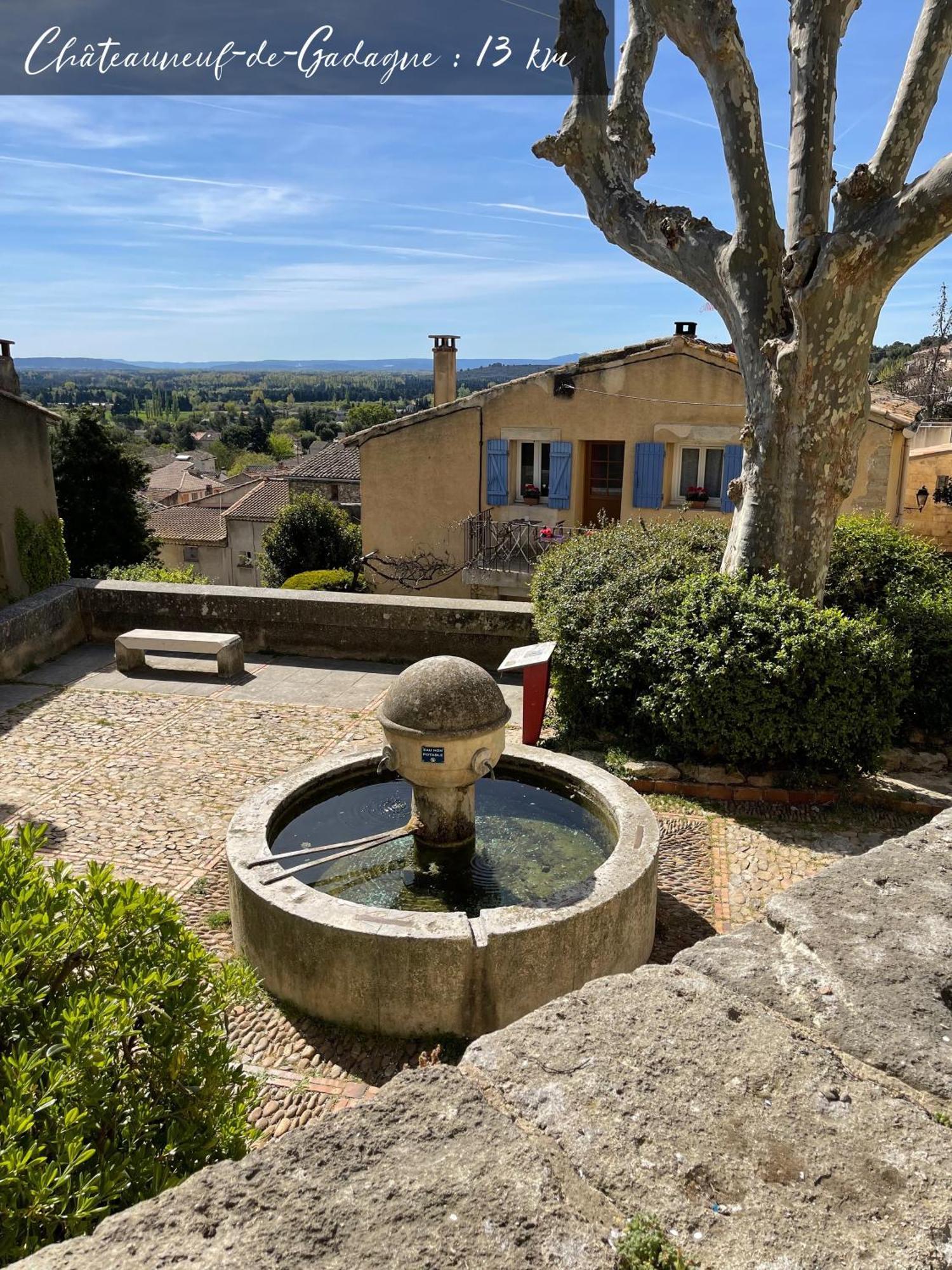 Lou Paseo : Appartement Brocante Centre Historique L'Isle-sur-la-Sorgue Bagian luar foto